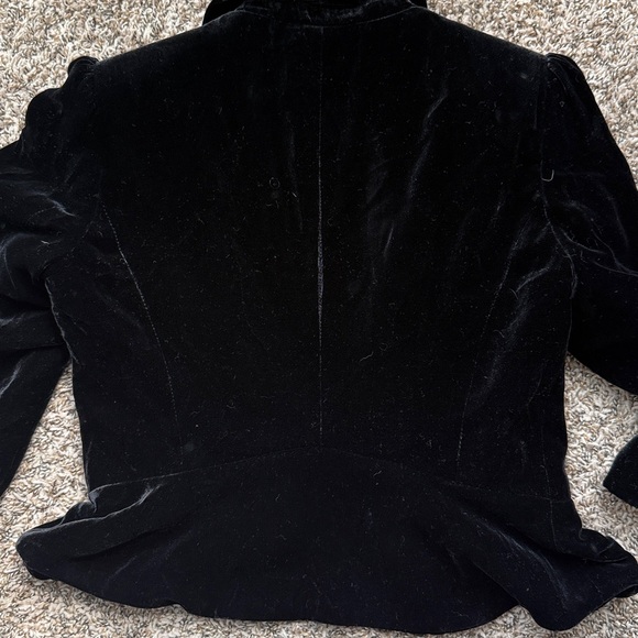 Black Velvet blazer - Picture 5 of 7